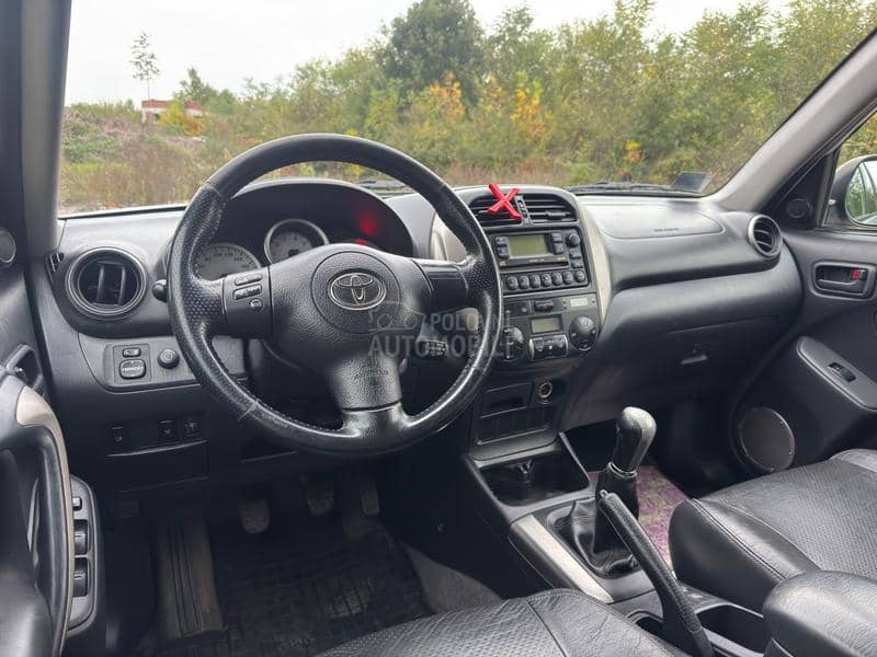 Toyota RAV 4  Toyota RAV 4