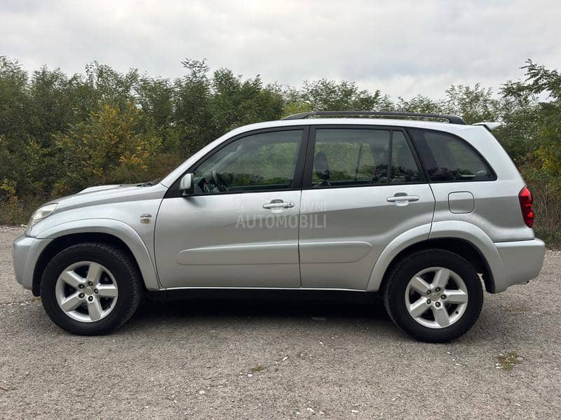 Toyota RAV 4  Toyota RAV 4
