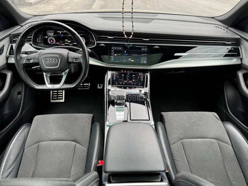 Audi Q8 3xS-line Black