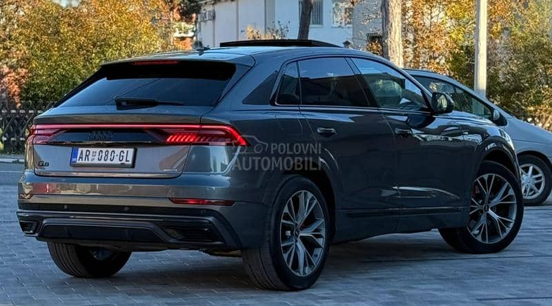 Audi Q8 3xS-line Black