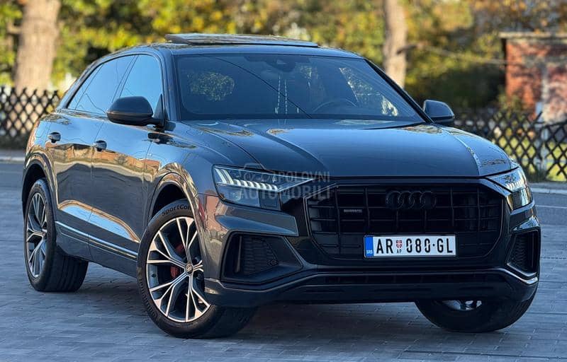 Audi Q8 3xS-line Black