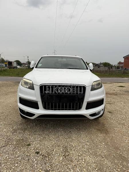 Audi Q7 