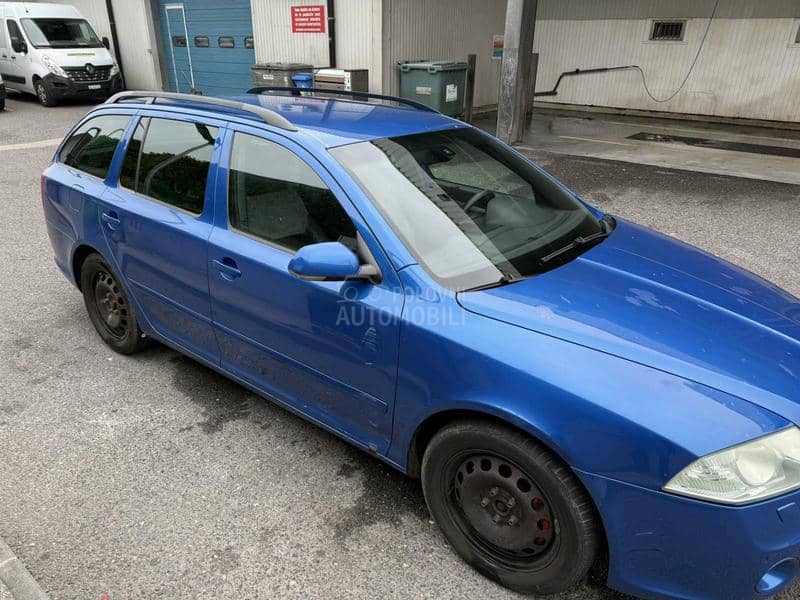 Škoda Octavia vrs -  kompletan auto u delovima