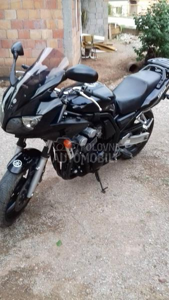 Yamaha fazer naked