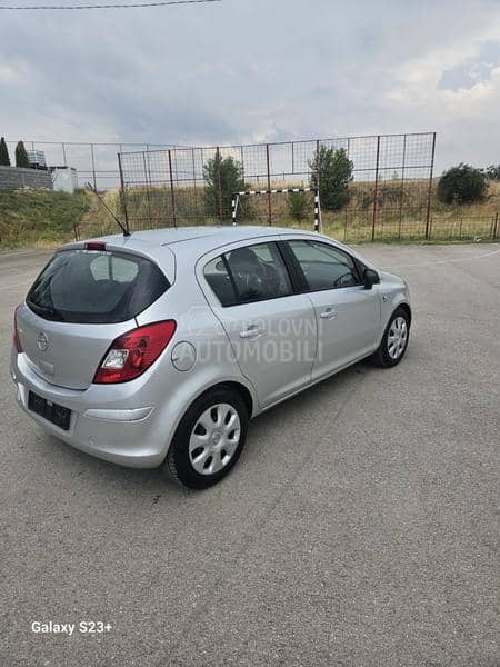 Opel Corsa D 