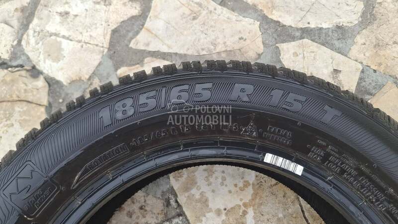 Semperit 185/65 R15 Zimska