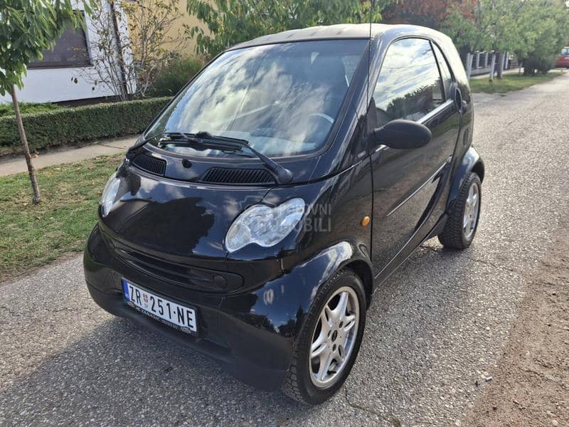 Smart ForTwo 2002god.