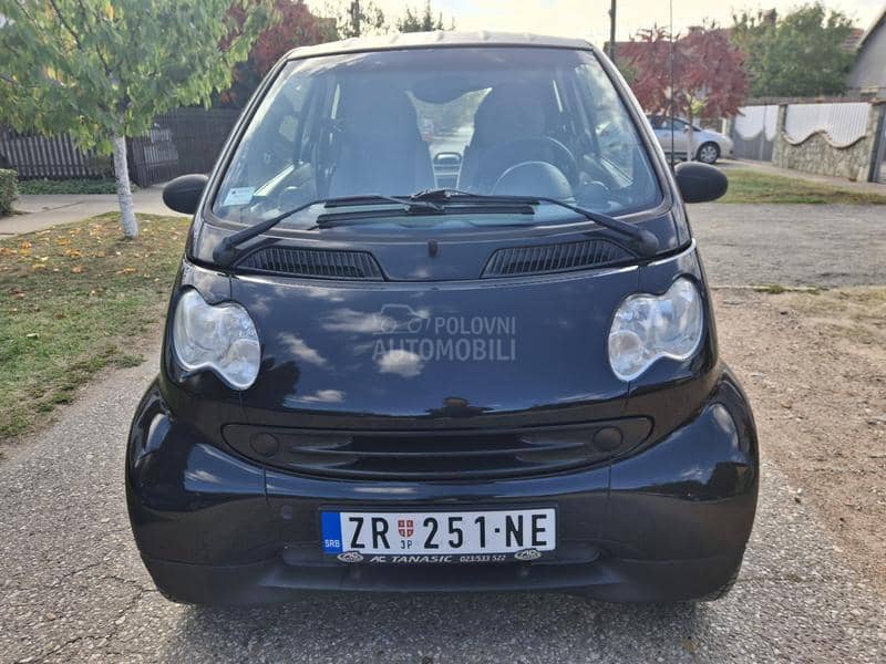 Smart ForTwo 2002god.