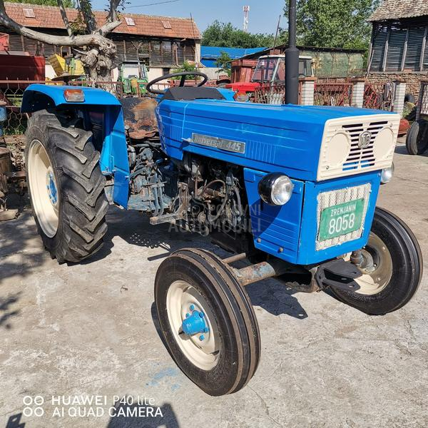 Universal 445 za berač