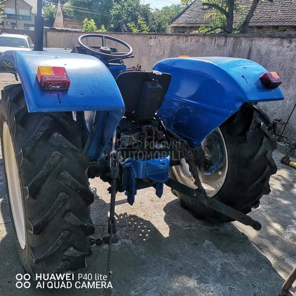 Universal 445 za berač