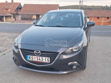 Mazda 3 ODLIČNA / MALA KM