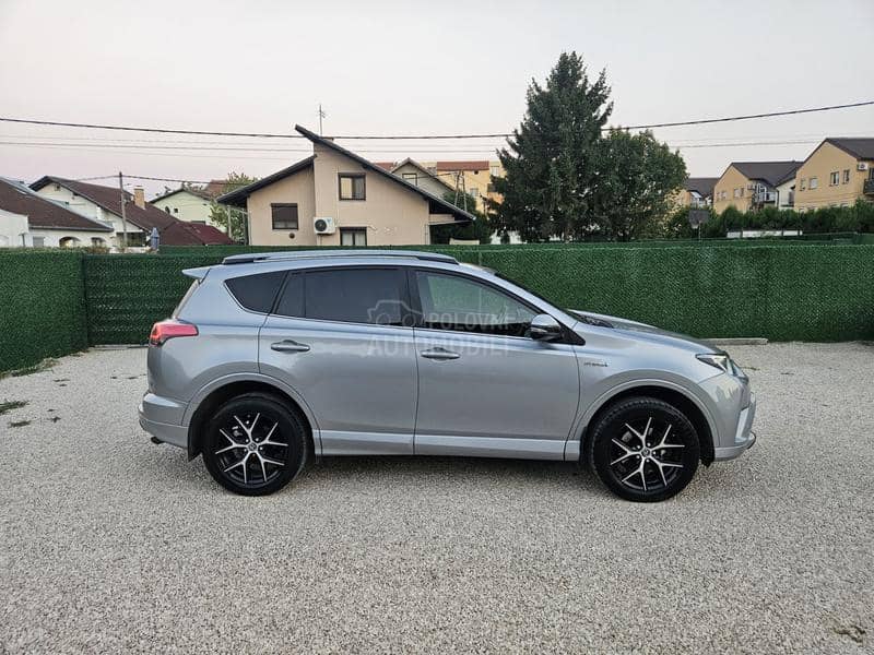 Toyota RAV 4 Hibrid Fu LL Opre ma