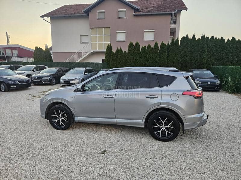 Toyota RAV 4 Hibrid Fu LL Opre ma