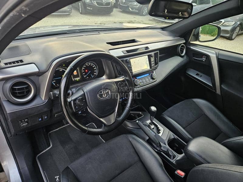 Toyota RAV 4 Hibrid Fu LL Opre ma