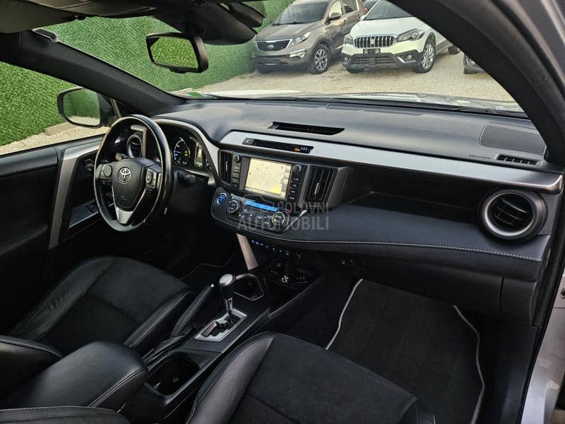 Toyota RAV 4 Hibrid Fu LL Opre ma
