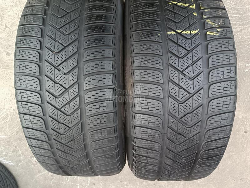 Pirelli 255/45 R19 Zimska