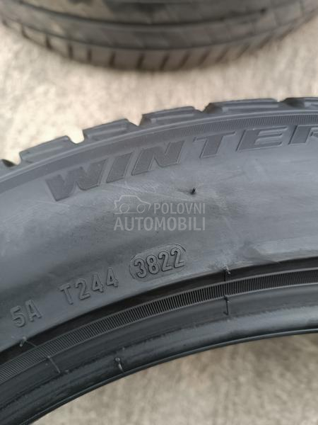 Pirelli 255/45 R19 Zimska