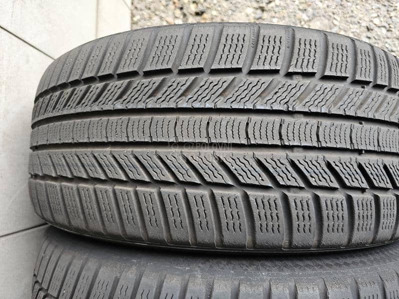 Continental 225/45 R18 Zimska