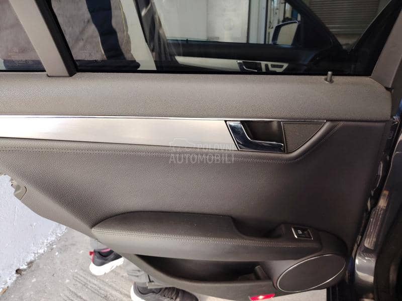Mercedes Benz C 200 