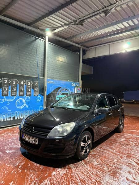Opel Astra H 