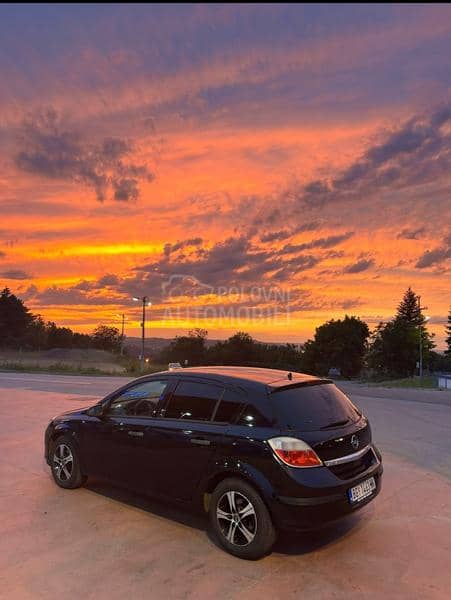 Opel Astra H 
