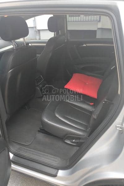 Audi Q7 Fu LL Servis Istoria