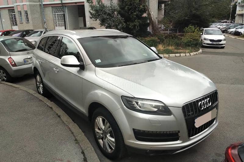 Audi Q7 Fu LL Servis Istoria