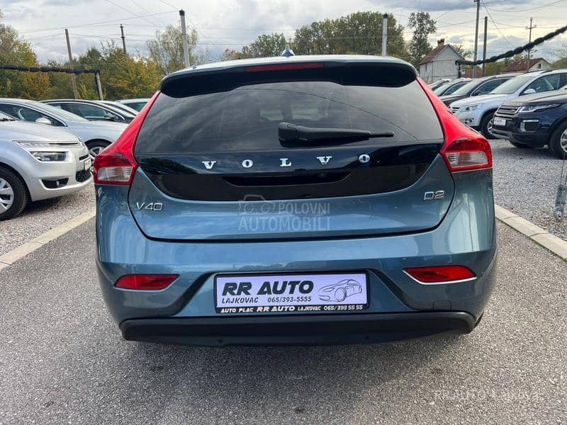 Volvo V40 1.6D MOMENTUM