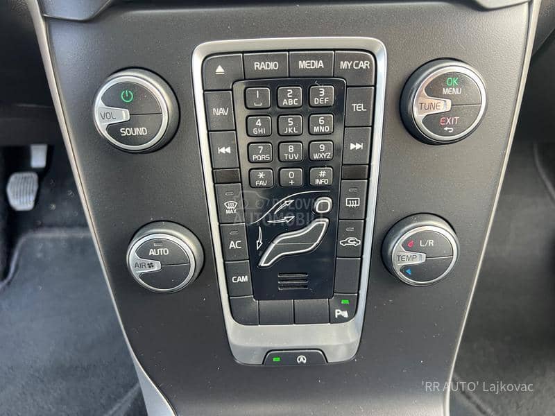 Volvo V40 1.6D MOMENTUM