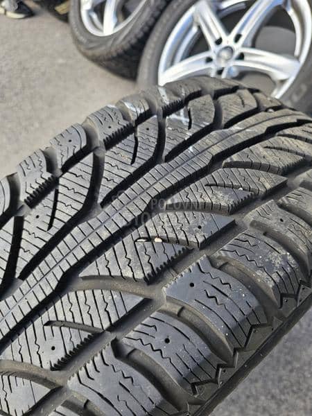 Cooper 235/55 R17 Zimska