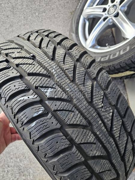 Cooper 235/55 R17 Zimska