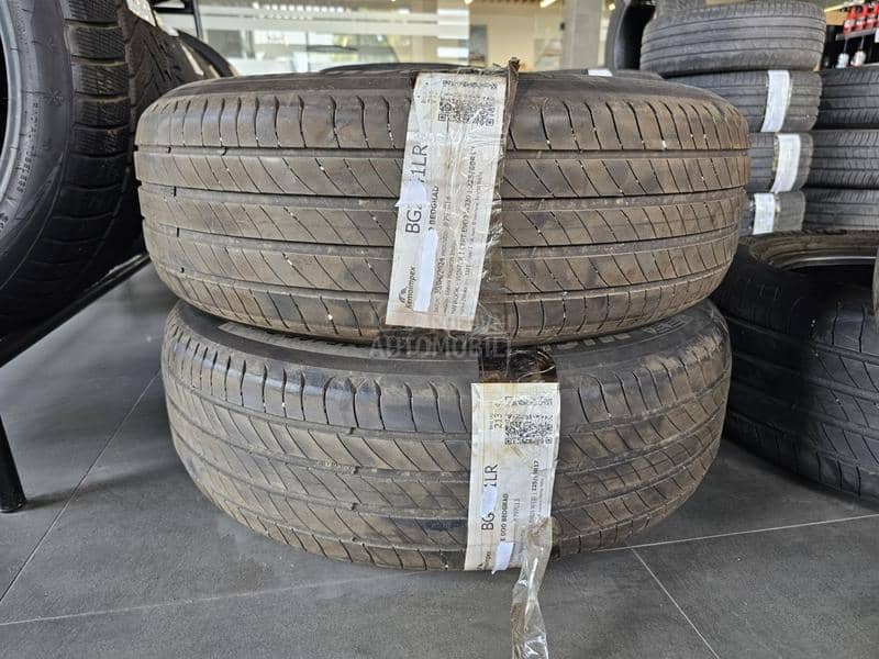 Michelin 215/65 R17 Letnja