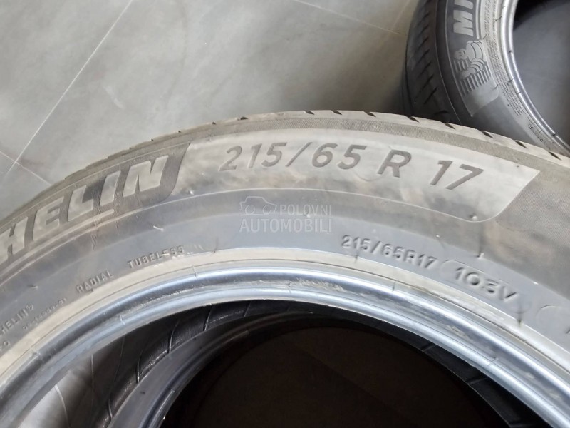 Michelin 215/65 R17 Letnja
