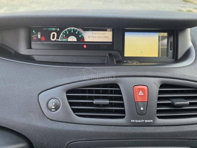 Renault Scenic 1.6 DCI N.A.V.I Renault Scenic 1.6 DCI N.A.V.I