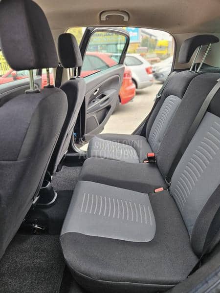 Fiat Grande Punto 1.4B A.U.T.O.M.A.T