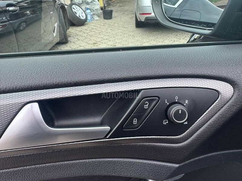 Volkswagen Golf 7 1.6 tdi LOUNGE