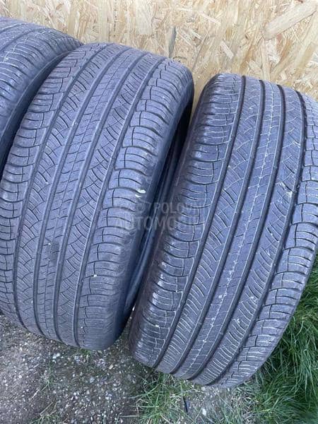Michelin 235/55 R17 Letnja
