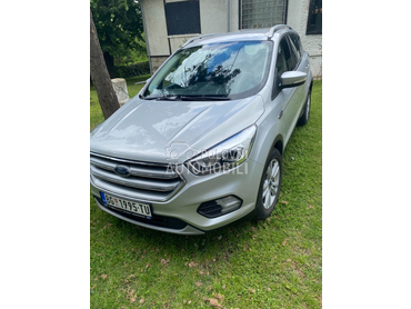 Ford Kuga 1.499