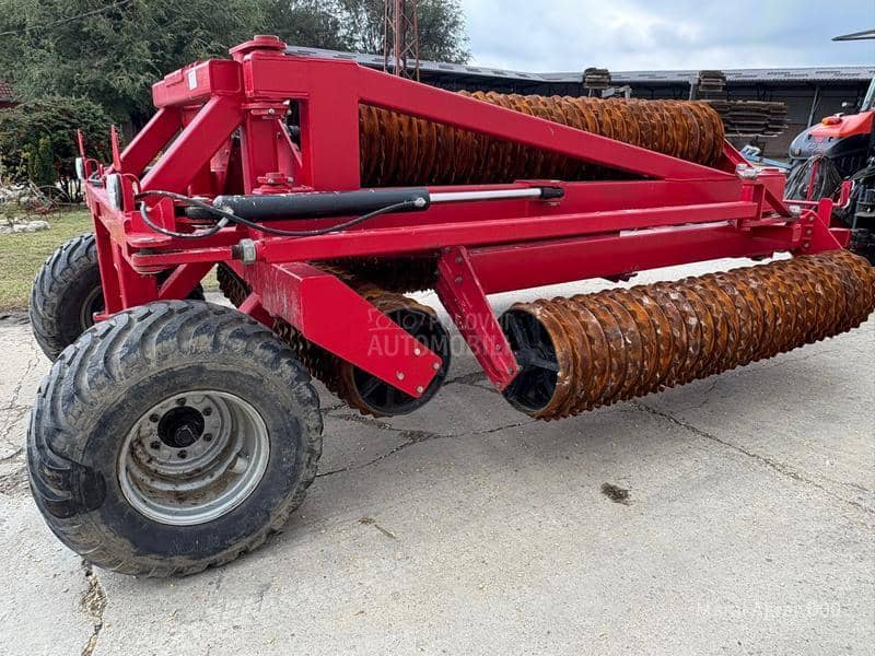 John Deere Kembric valjak 12M