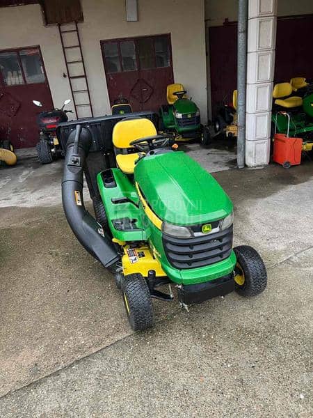 John Deere X304 4 wheel steering