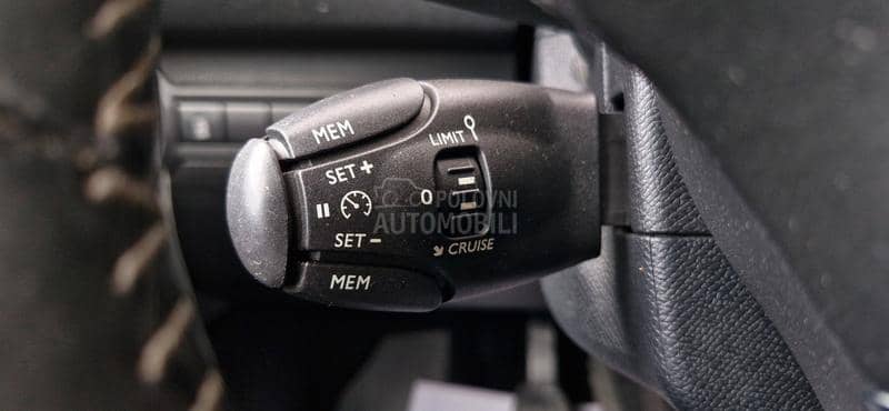 Peugeot 308 1.6HDI/LED/F U L L