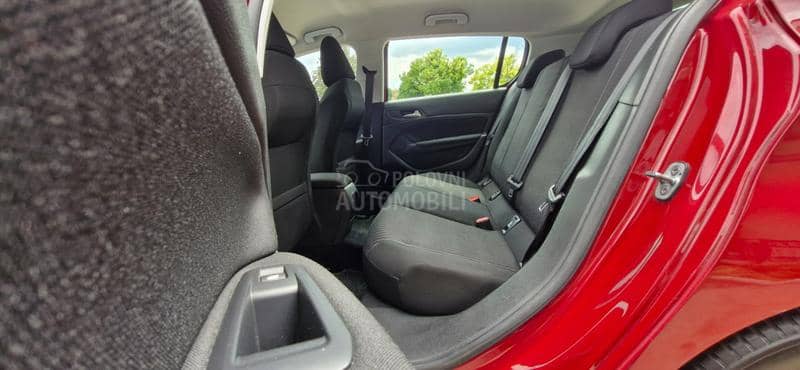 Peugeot 308 1.6HDI/LED/F U L L