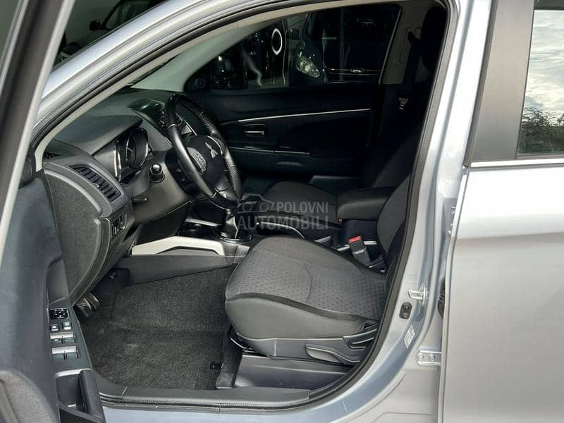 Mitsubishi ASX  Mitsubishi ASX