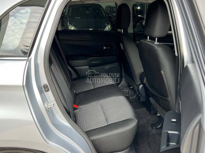 Mitsubishi ASX  Mitsubishi ASX