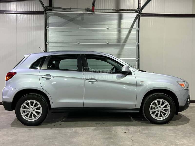 Mitsubishi ASX  Mitsubishi ASX
