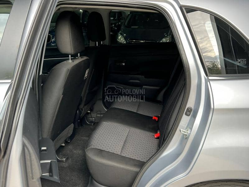 Mitsubishi ASX  Mitsubishi ASX