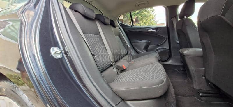 Opel Astra K 1.6CDTI/NAV/F U L L Opel Astra K 1.6CDTI/NAV/F U L L
