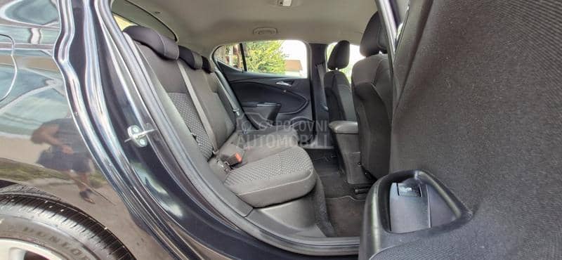 Opel Astra K 1.6CDTI/NAV/F U L L Opel Astra K 1.6CDTI/NAV/F U L L