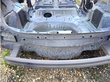 zadnji vezni lim za Citroen C4 Cactus od 2014. do 2018. god.