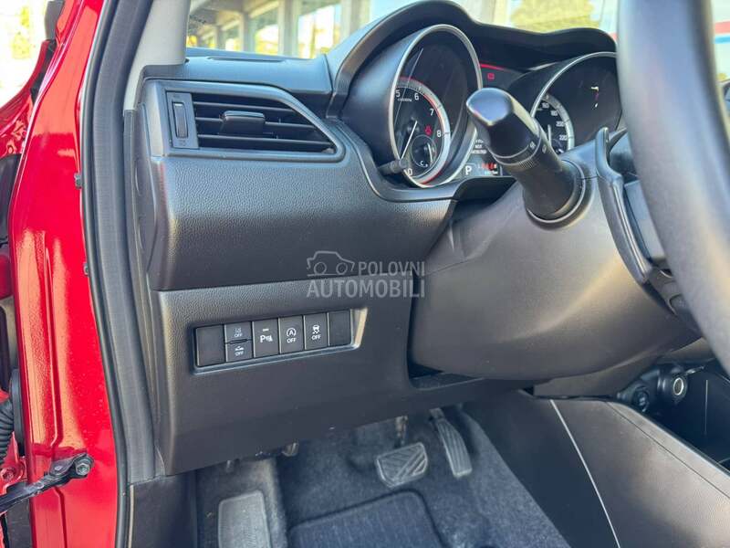 Suzuki Swift ELEGANCE 2WD CVT